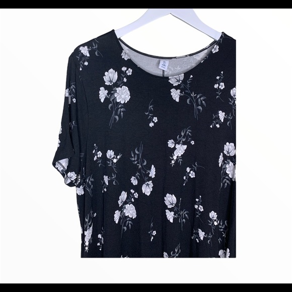 OLD NAVY Tall Swing Dress With Floral Print & Cap Sleeves Black Size XXL (2X) - Picture 4 of 8